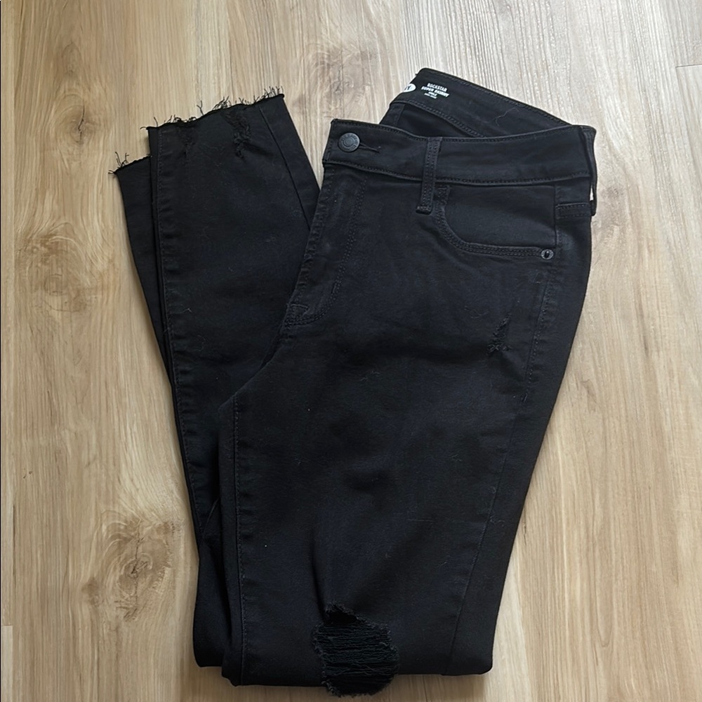 Women's Black Skinny Jeans